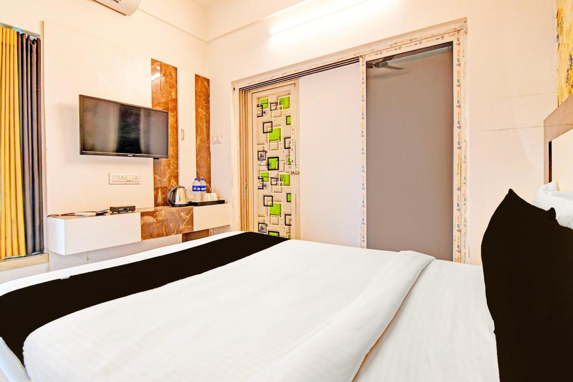 Super Hotel O Ruby Near Acropolis Mall Kalkutta Kültér fotó